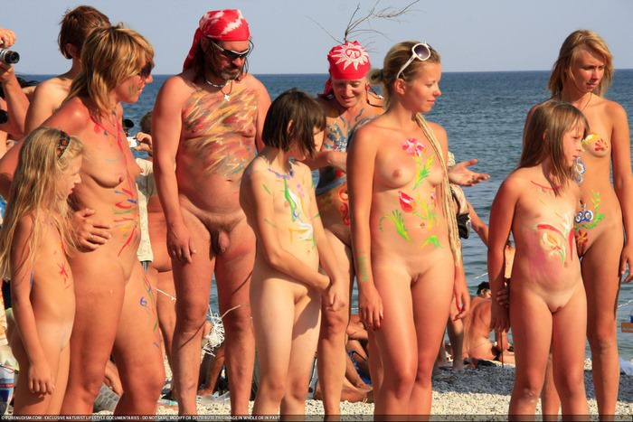 Neptune Day nudism holiday at sea collection of photos [NudistWorld]